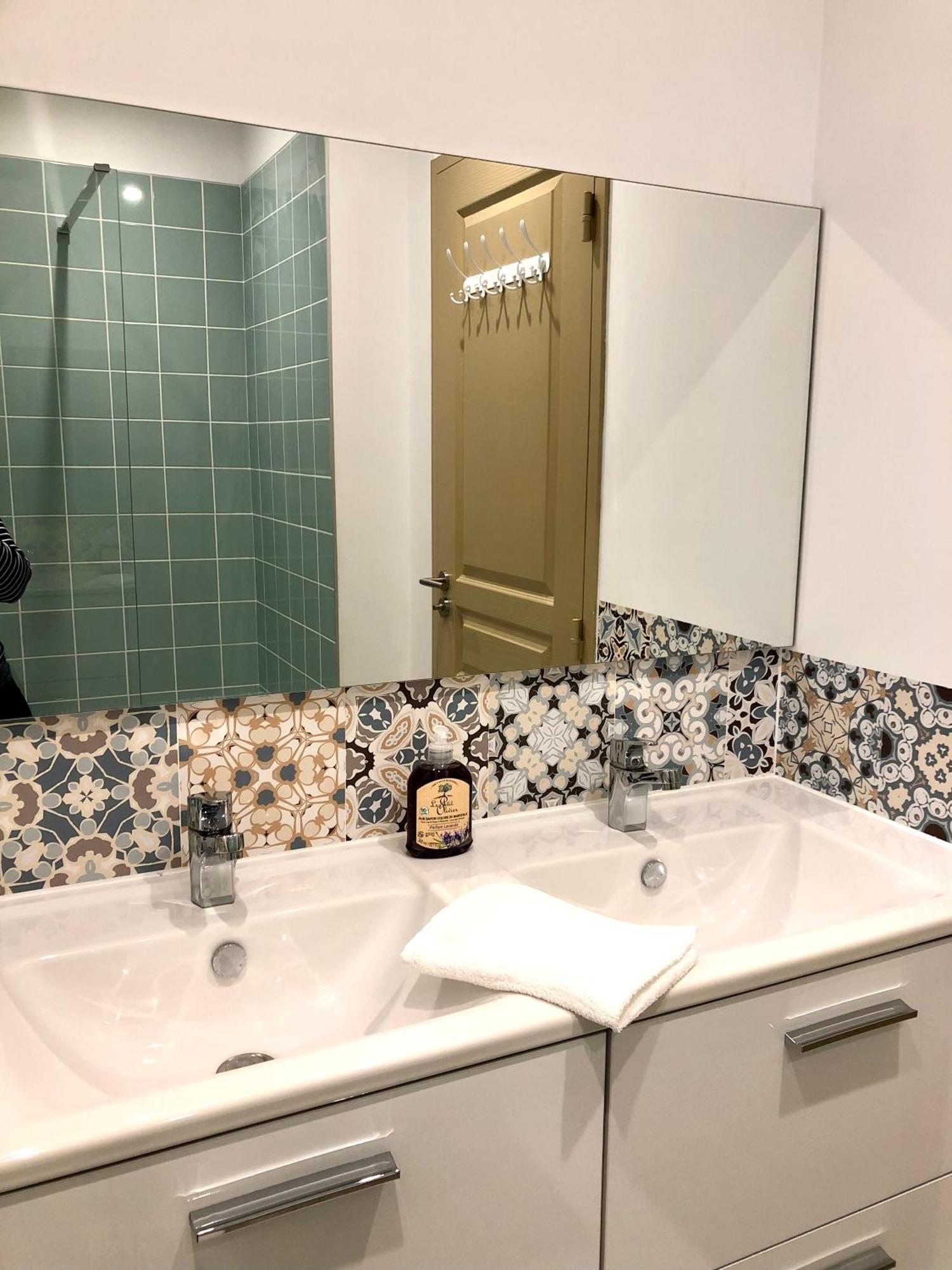 Logement Neuf, Tout Confort, Au Coeur Du Village Saint Didier  Kültér fotó
