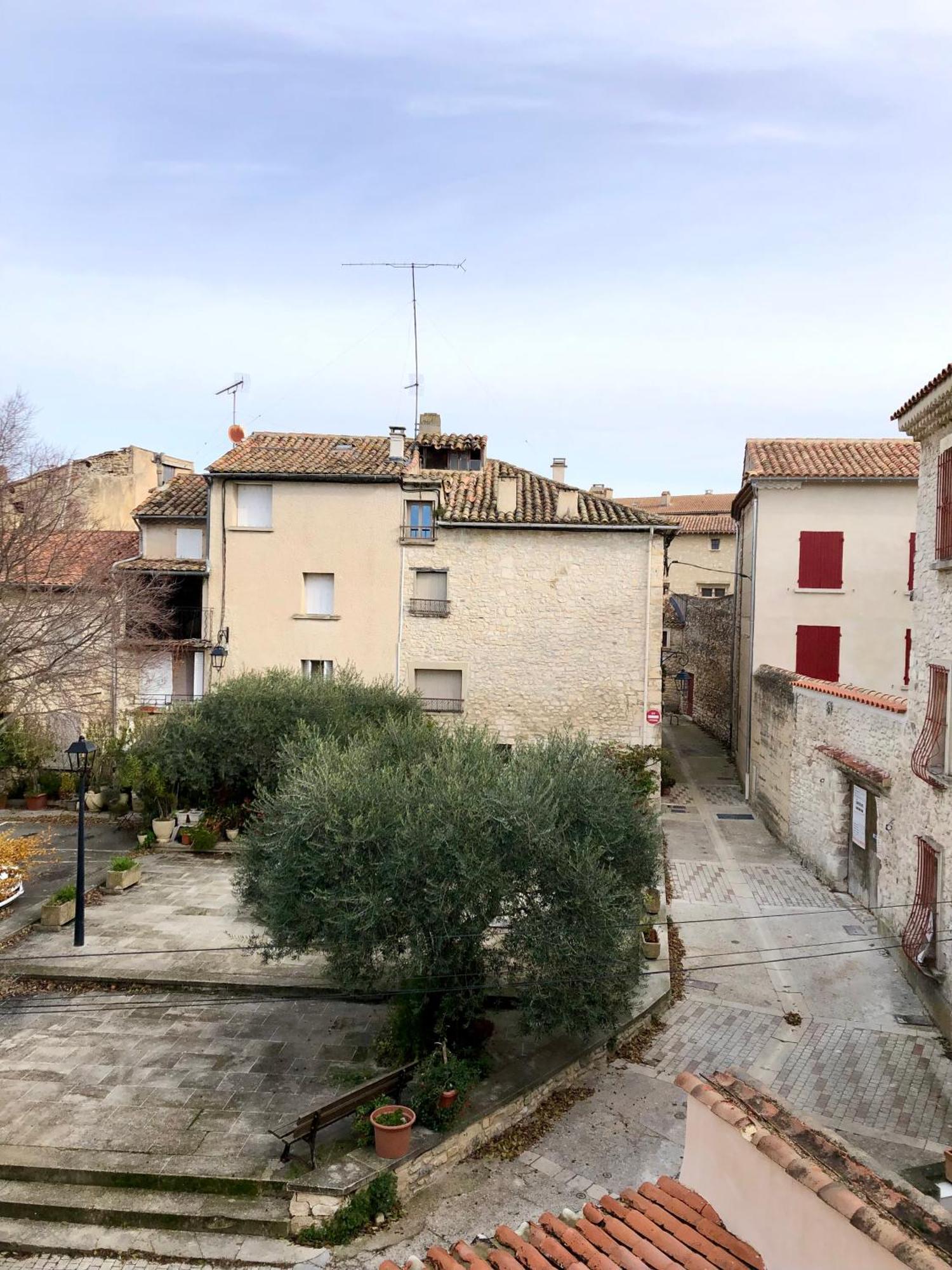 Logement Neuf, Tout Confort, Au Coeur Du Village Saint Didier  Kültér fotó